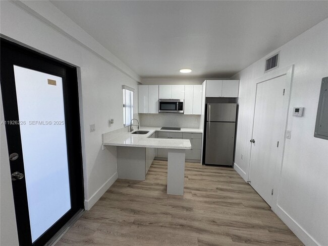 Photo - 1969 NW 2nd Ct Unit 6