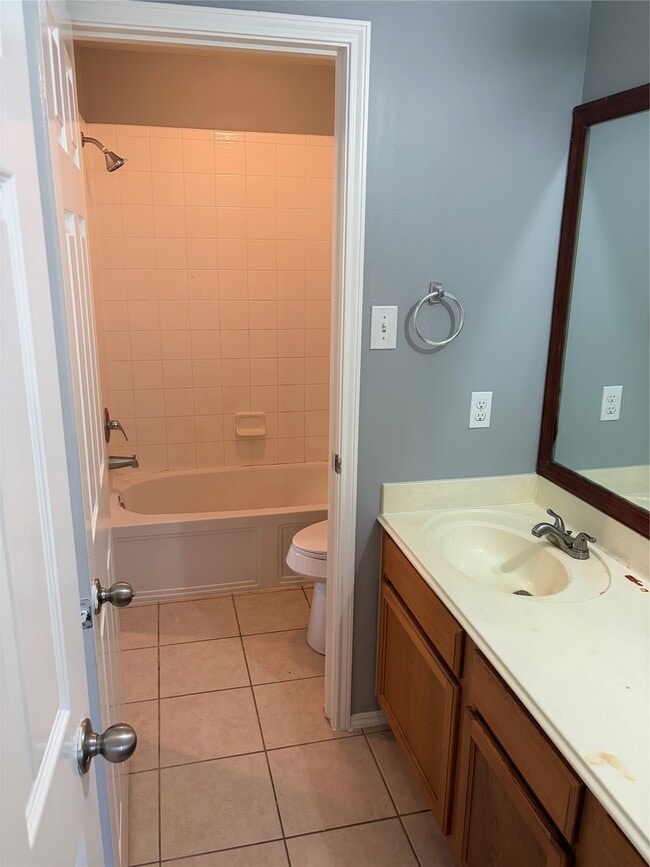 Photo - 7214 Crescent Mills Dr
