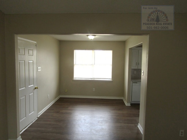 Photo - 33 Wolverine Dr