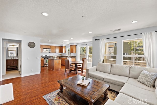 Photo - 73 Platinum Cir