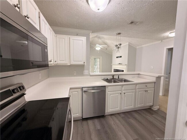 Photo - 3342 Harbour Pointe Pl