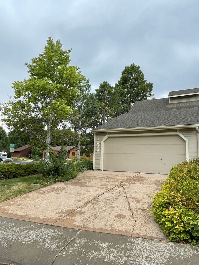 Photo - Charming Midtown Duplex