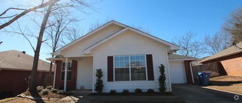 Building Photo - 203 Willowbrook Ln Rental