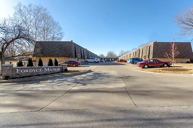 Complex front view - 34 Fordyce Mnr Apartment Unit 34