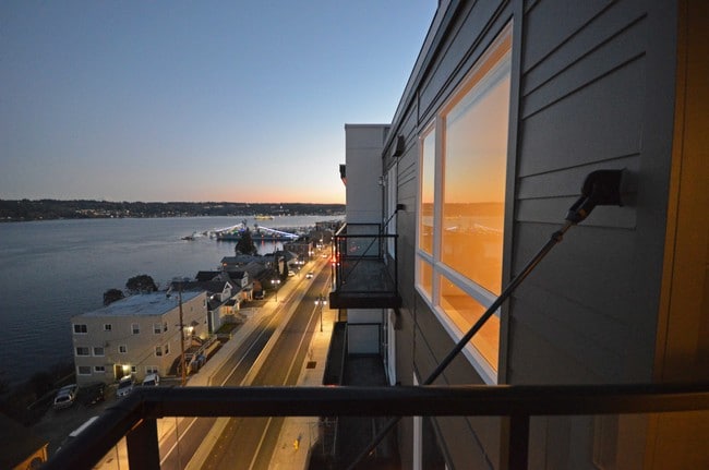 Spyglass Hill Apartments