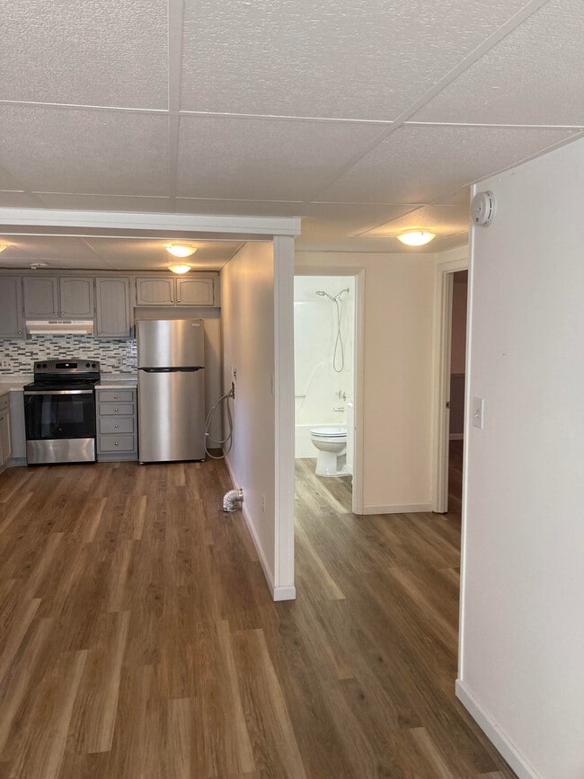 Photo - 261 Carlton Ln