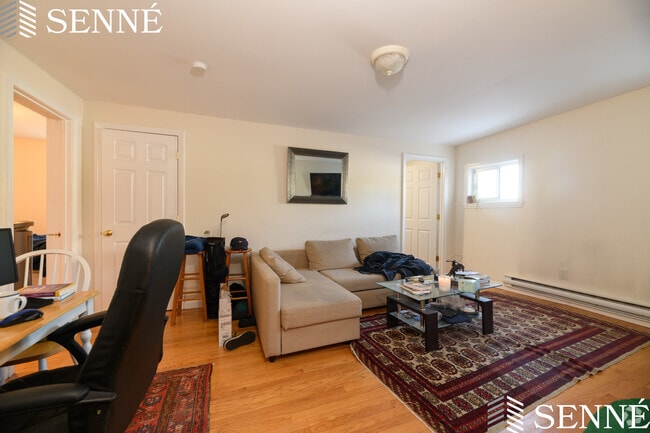 Building Photo - 720 Massachusetts Ave Rental