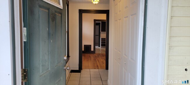 Photo - 130 Church St