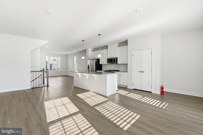 Photo - 42538 Tiber Falls Sq