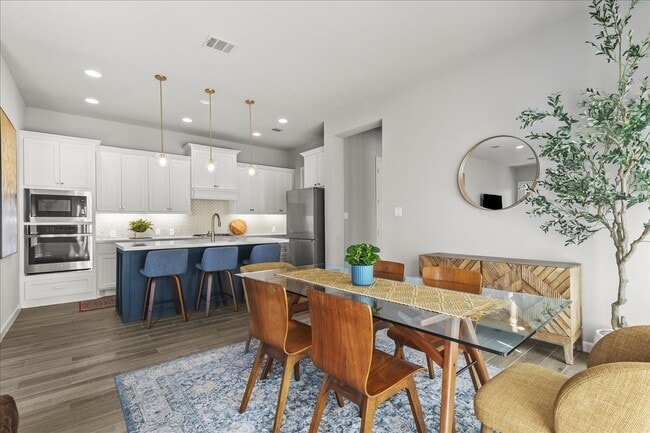 Photo - 4910 Morrison Dr