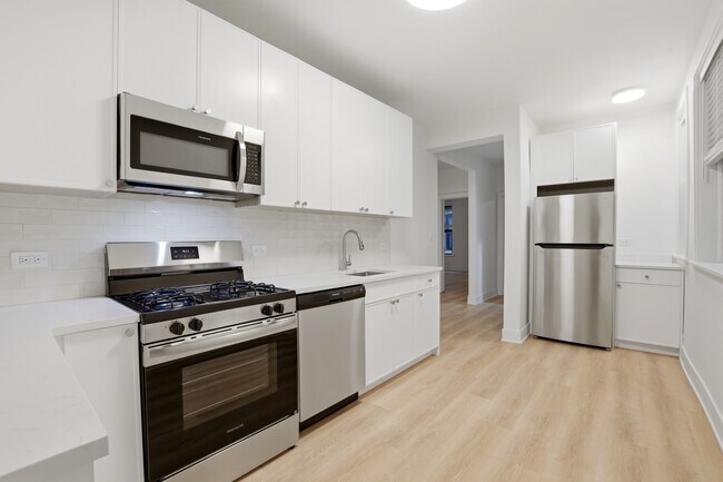 1125 Davis St./ 1603-11 Ridge Ave.