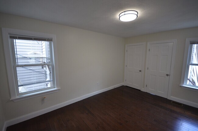 Photo - 130 Brooks St