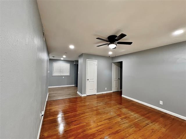Photo - 714 Cranbrook Ln