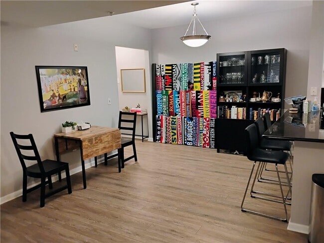 Photo - 955 Juniper St NE Unit 4130