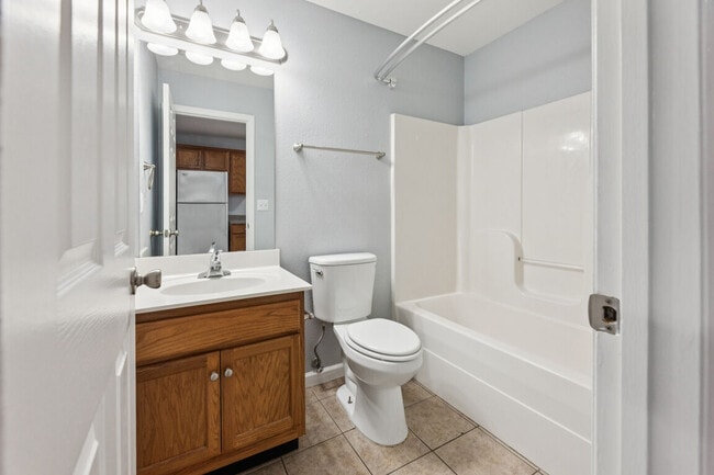 Photo - Home Place Apartments