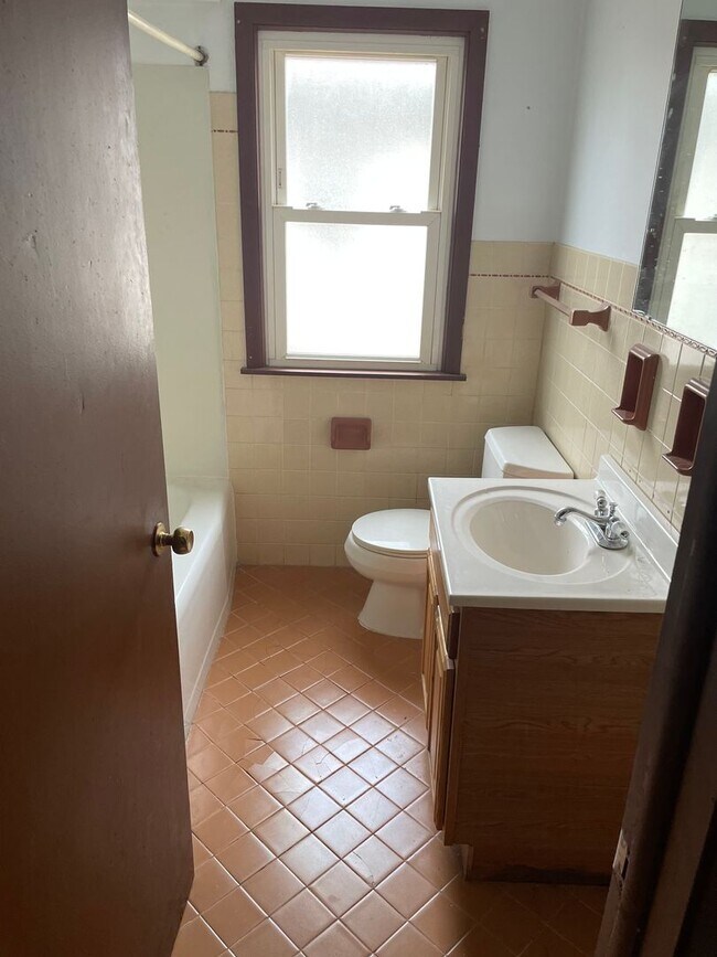 Photo - Newly Renovated 3-Bedroom Upper Flat Near ... Unit 8015A-Upper