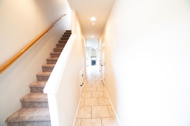 Photo - Newer Construction Townhome in Canby