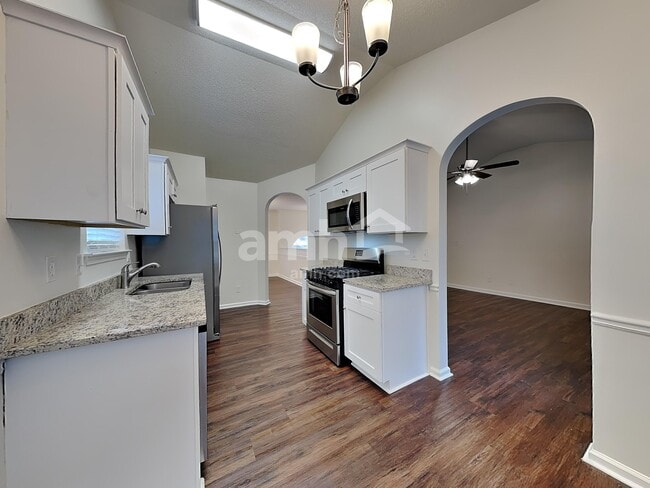 Photo - 30 Cheyenne Dr