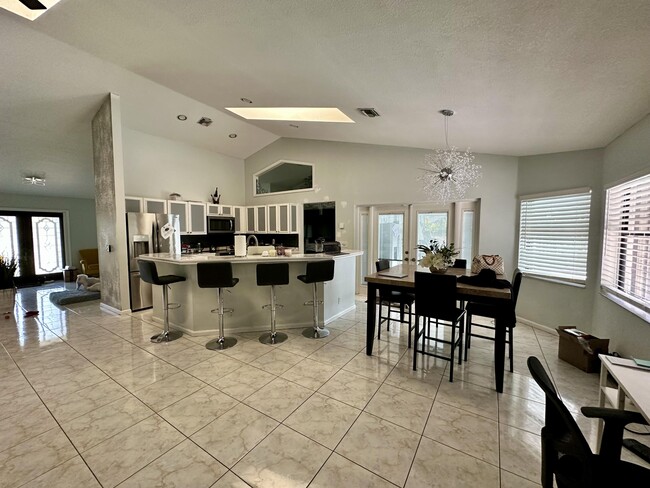Photo - 13965 Aster Ave