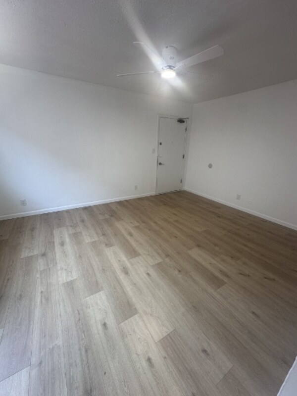 Photo - 17550 Lakeshore Blvd