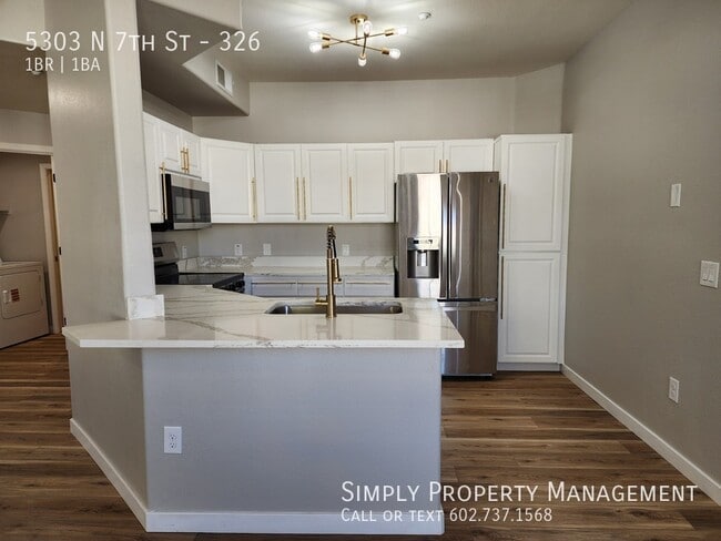 Building Photo - 5303 N 7th St Unit 326