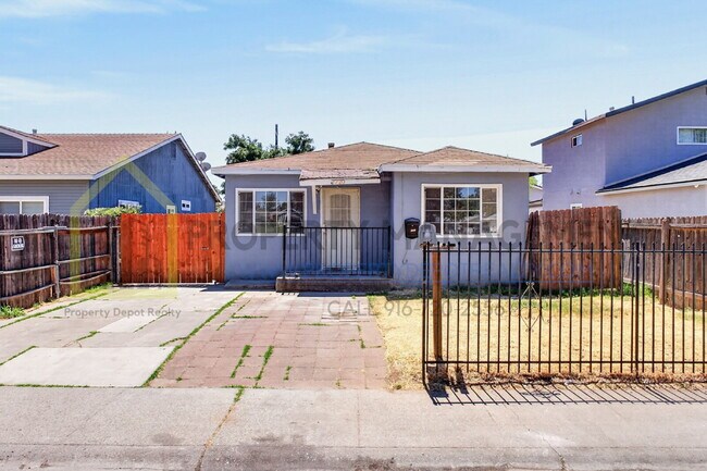Photo - Spacious 3-Bed, 2-Bath Haven in Sacramento