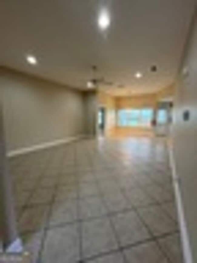 Photo - 15/17 Fox Path Unit 17