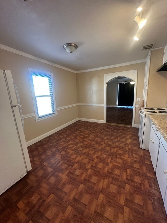 Photo - Large 3b 2b Home