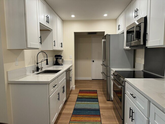 Recently Remodeled Condo - Recently Remodeled Condo
