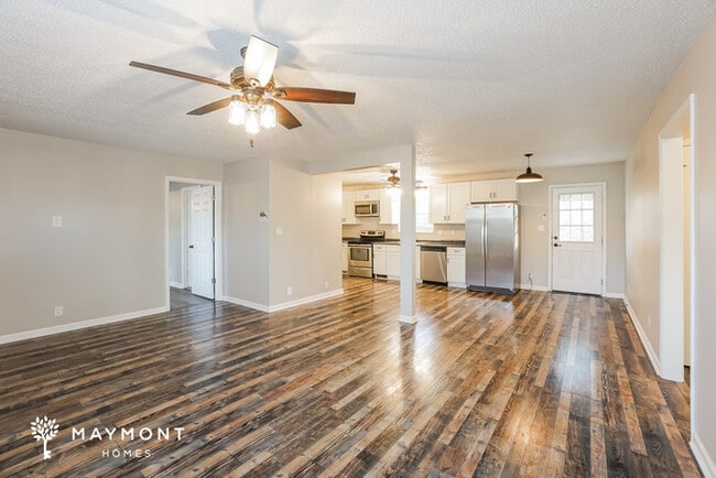 1030 Tolliver Way