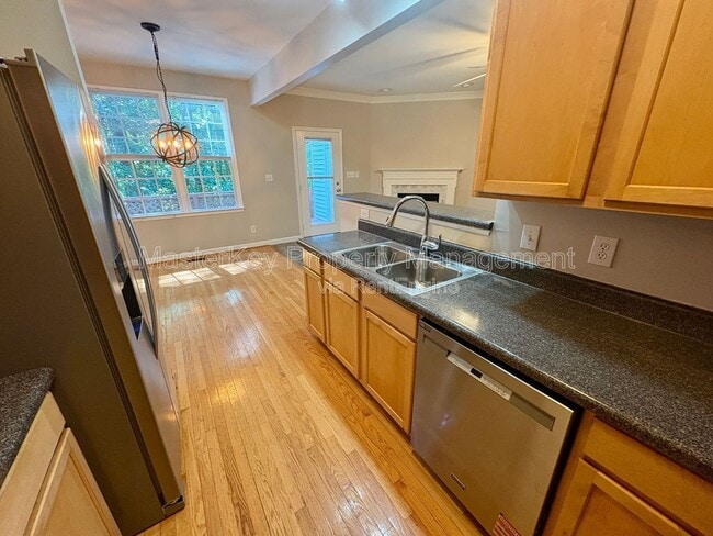Photo - 4506 Treerose Way