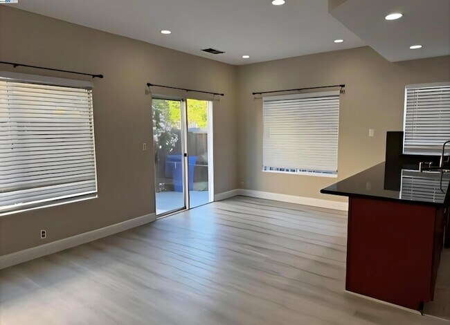 Photo - 6221 Potrero Dr House