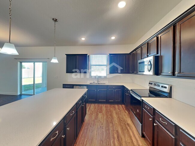 Photo - 1079 Summer Stone Lp