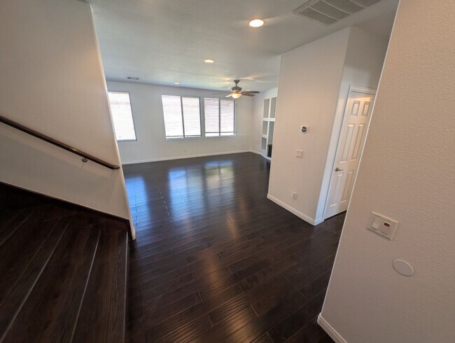 Photo - 6819 Rolling Boulder St