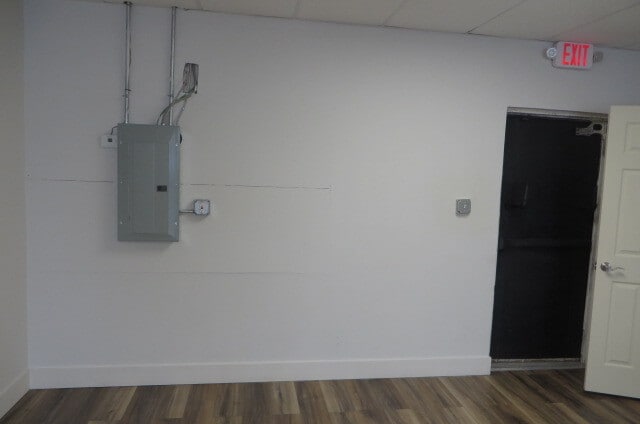 Photo - 1225 E 305th St