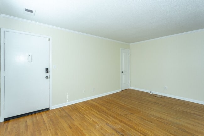 Photo - 2053 Montreat Cir