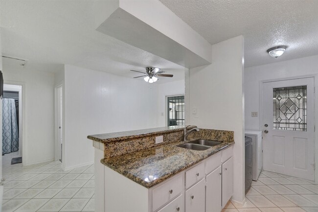Photo - 9436 Neuens Rd Unidad 9436