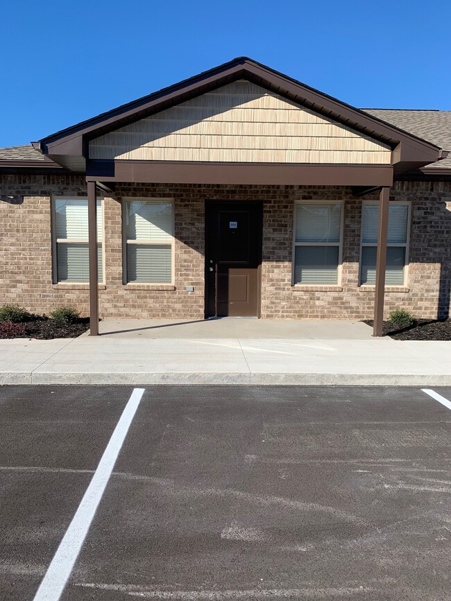 Photo - 208 Oak Ct Apartment Unit 226