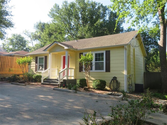 Photo - 1609-13 1/2 13th 1/2 St House