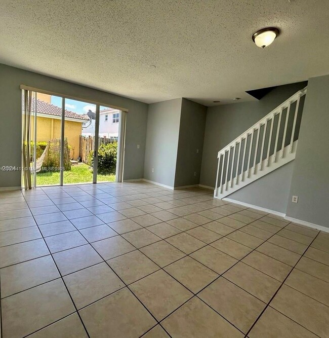Photo - 4284 NE 10th Ct Unit 4284