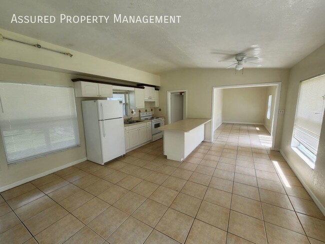 Photo - 5816 Wolf Rd