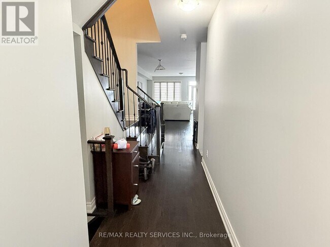 Photo - 29 Lady Evelyn Cres