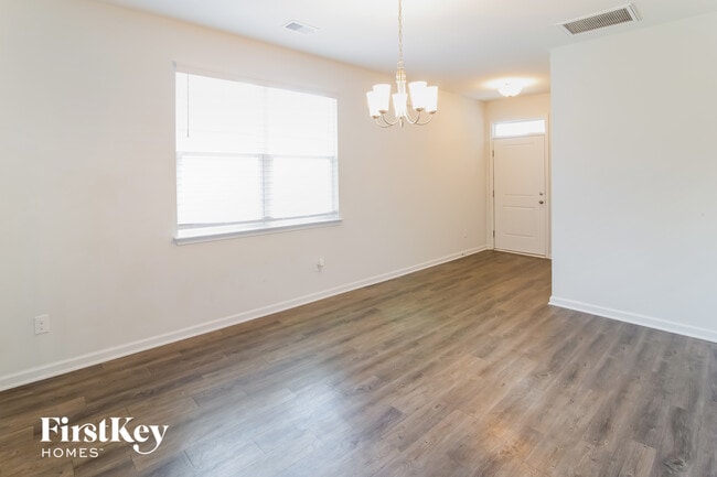 624 Wayton Cir