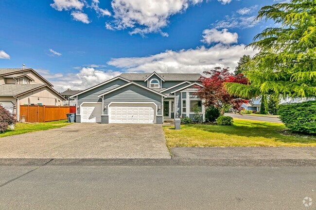 Building Photo - Spacious Corner Lot on in Desirable Community Rental