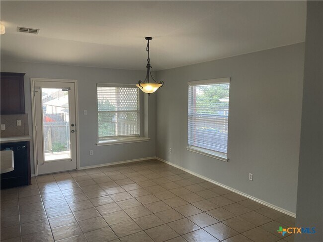 Photo - 3208 Clinton Pl