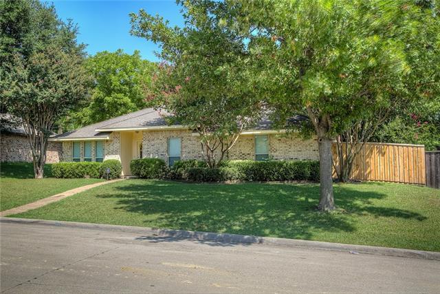 Photo - 102 Teakwood Dr