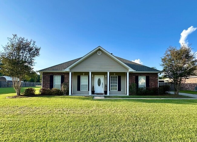 Building Photo - 10211 Webb Rd