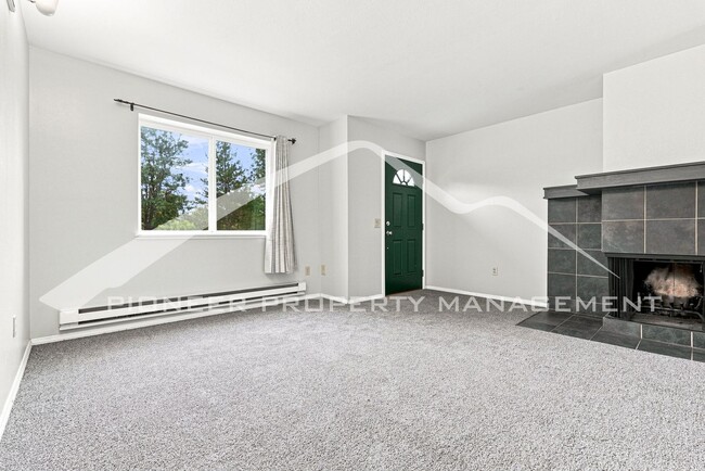 Photo - 7885 Barbara Ann Dr