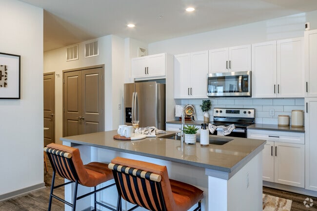 2BR, 2BA - 1,067SF - Kitchen