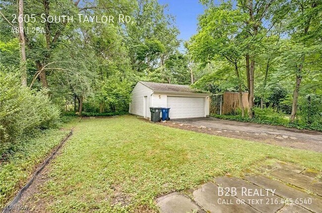 Photo - 2605 S Taylor Rd